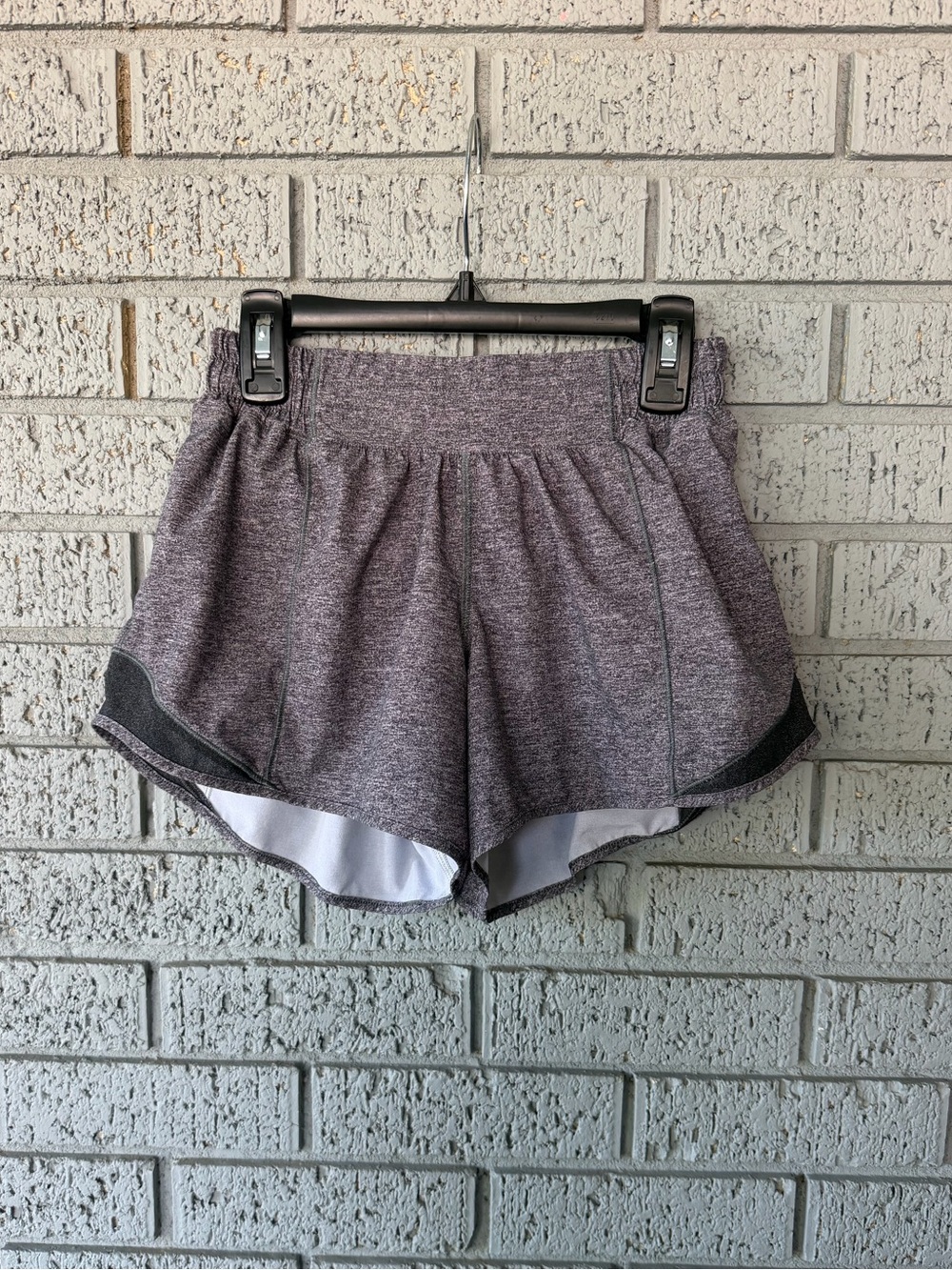 Lululemon Hotty Hot Short II *Long 4" Heather Lux Multi Black Size 4 - Picture 3 of 7